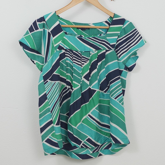 Banana Republic Tops - Banana Republic Green + blue pattern Blouse